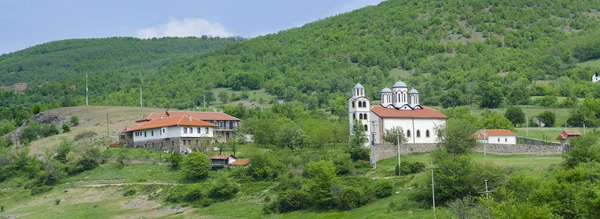 Kloster und alte Kirchenanlage — Stockfoto