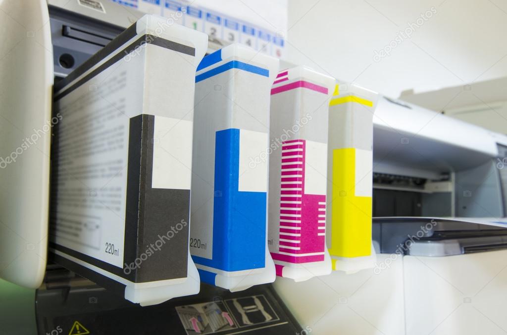 Large format ink jet printer cartridge