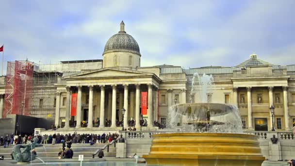 Національна галерея і Trafalgar Square у Лондоні — стокове відео