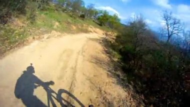 Mountain bike downhill spor yarış