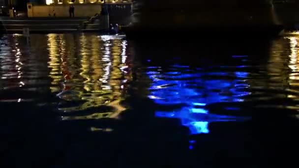 National Gallery e fontana di Trafalgar Square a Londra — Video Stock