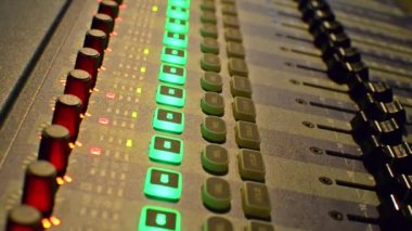 ses kayıt stüdyosu