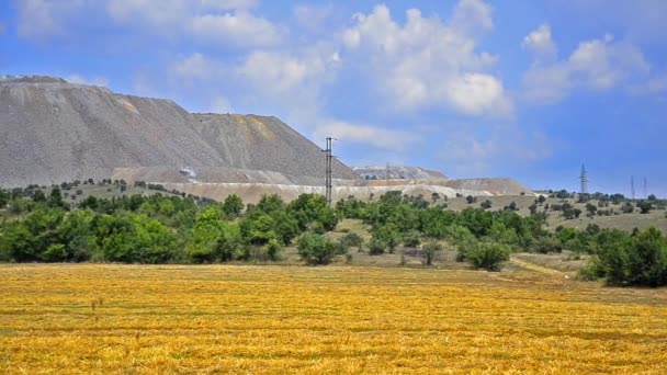 Excavaciones de minas de cobre desde el exterior — Vídeo de stock