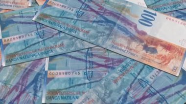 İsviçre para biriminin 100 Frank
