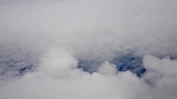 Vista dalla finestra di un aeroplano — Video Stock