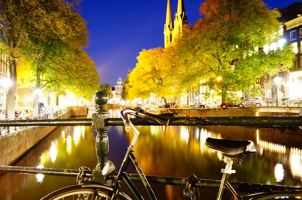 Amsterdam bike at night — Stock Photo, Image