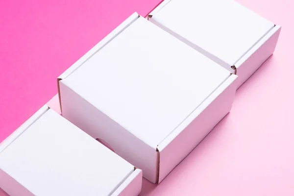 Set Bir Sürü Beyaz Karton Kutu Renk Arkaplanı Üst Görünüm — Stok fotoğraf