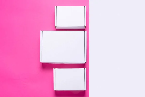 Set Bir Sürü Beyaz Karton Kutu Renk Arkaplanı Üst Görünüm — Stok fotoğraf