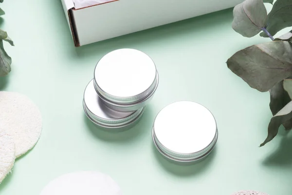 Plata Tonificada Cajas Metal Estaño Cajas Para Brillo Crema Maquillaje — Foto de Stock