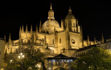 Segovia Katedrali, gece