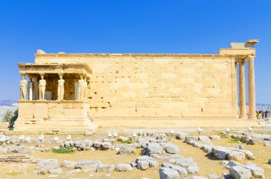 Akropolis, Atina, Yunanistan Erekhtheion Tapınağı'nda ünlü caryatids.