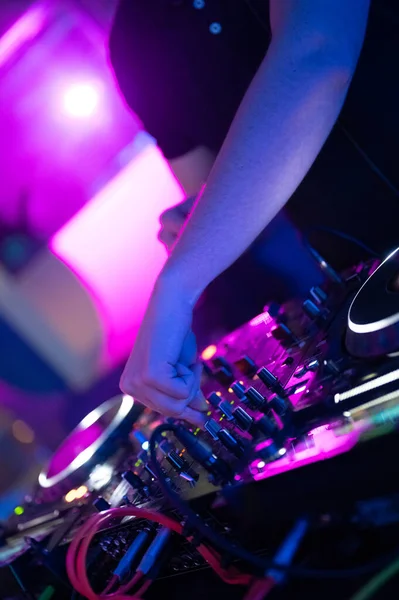 Dj mixing at party festival with light and smoke in background - Summer nightlife view of disco club inside. — Stock Photo, Image