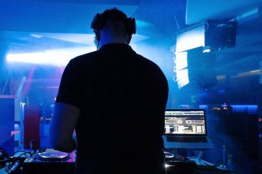 deejay parti karıştırma