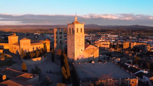 Letecký pohled na středověkou vesnici Trujillo, Extremadura, Španělsko — Stock video