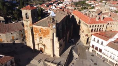 Trujillo, Extremadura, İspanya 'daki Ana Meydan' ın hava görüntüsü.