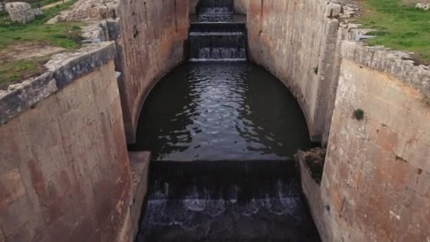 Locks of Canal de Castilla a Fromista, provincia di Palencia, Spagna — Video Stock