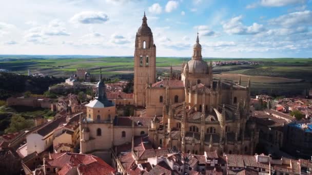 Aerial view of Segovia Cathedral, famous tourist attraction in Castile and Leon, Spain. — Video
