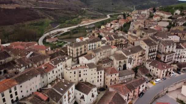 Aerial view of Sepulveda, an old medieval town in Segovia province, Spain. — Stok video