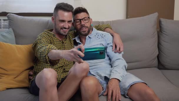 Young Smiling Gay Couple Taking Selfie Home High Quality Footage — Stock Video