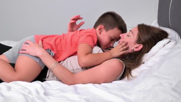 Mother Son Hugging While Lying Bed Enjoying Happy Moments Together — Stock Video