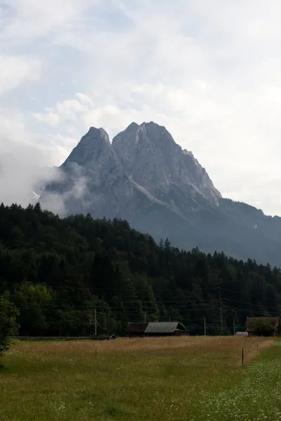 Montanha em Garmisch-Partenkirchen, Alemanha — Fotografia de Stock