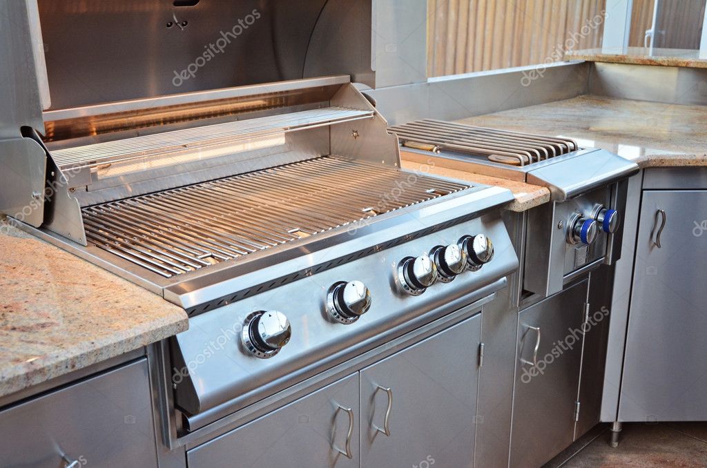 Clean Outdoor Kitchen Grill — Stock Photo © JHPhotography 45186247