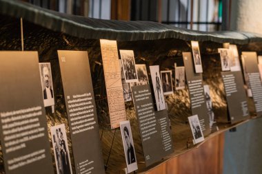 Bucovice, Çek Cumhuriyeti - 16 Ekim 2021 Öldürülen papaz Vaclav Drbola Bucovice 'nin Komünistleri Sergisi