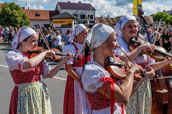 Straznice Tschechische Republik Juni 2022 Internationales Folklore Festival Schöne Frauen — Stockfoto