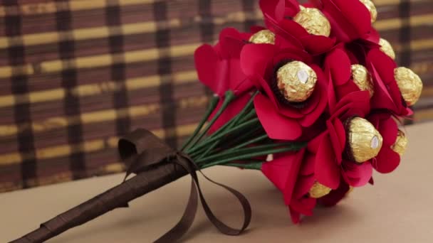 Bouquet Red Roses Made Cardboard Tied Brown Ribbon Flowers Have — Stock Video