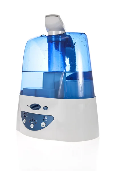 Humidificador con purificador de aire iónico aislado sobre fondo blanco — Foto de Stock