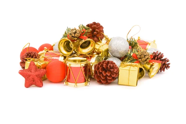 Różne ornament na Boże Narodzenie, na białym tle — Zdjęcie stockowe