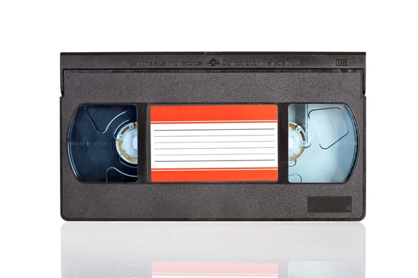 Cinta de casete de vídeo vieja aislada sobre fondo blanco — Foto de Stock