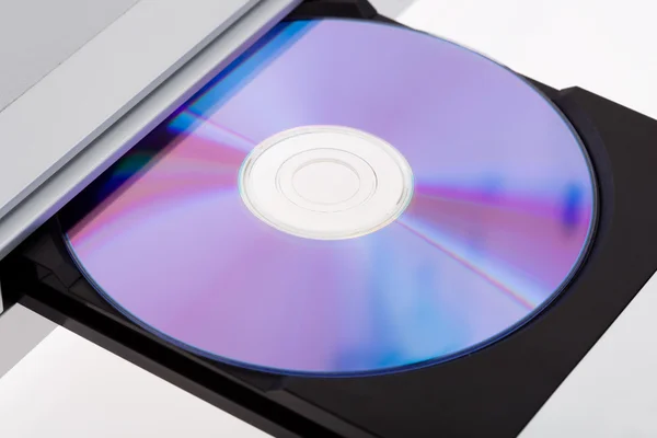 Nahaufnahme eines DVD-Players, der Disc auswirft — Stockfoto