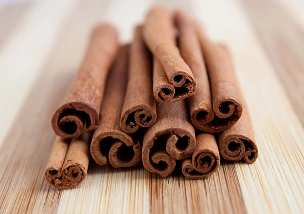 cinnamon sticks