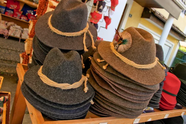 Austrian hats in souvenir shop — Stock Photo, Image