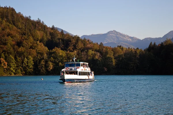 Barco en Wolfgangsee — Foto de Stock