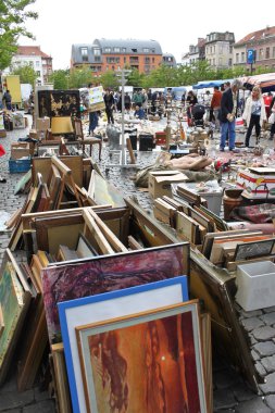bit pazarında yer du Jeu de Balle (Vossenplein) Brüksel'deki