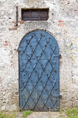 eski metal kapı
