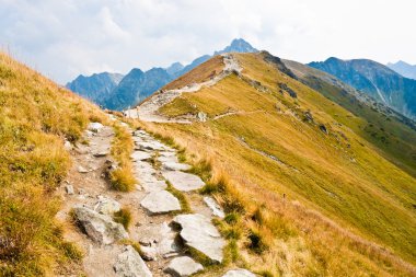 tatra Dağları'nda yolu