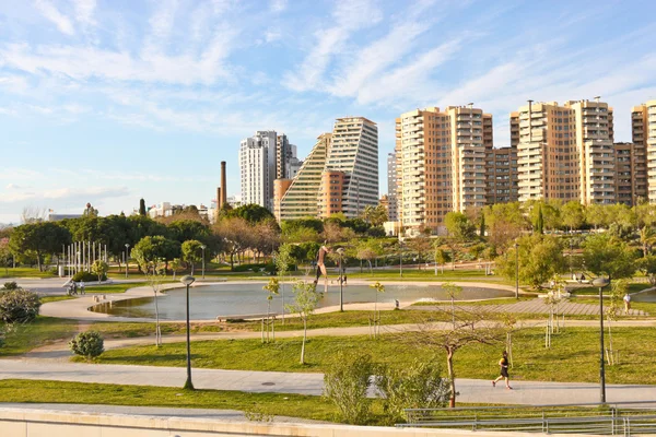 Un parque y zona residencial en Valencia —  Fotos de Stock