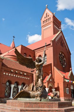 archangel michael ve Katolik Kilisesi st. Simon ve helena heykeli