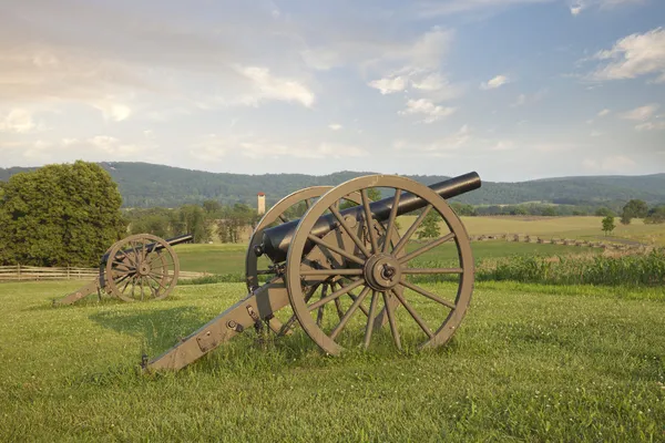 Cañones en Antietam (Sharpsburg) Campo de batalla en Maryland — Foto de Stock