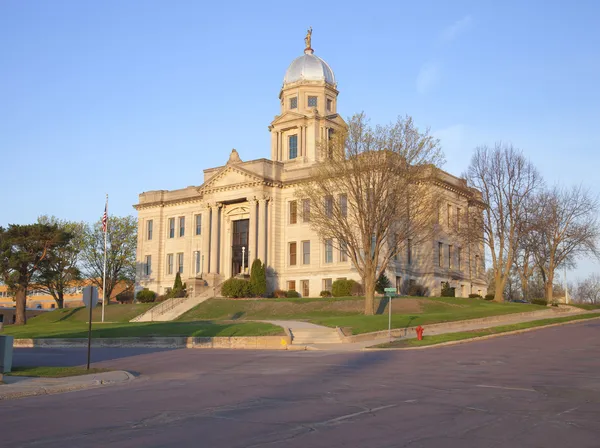 Län tingshus i jackson, minnesota — Stockfoto