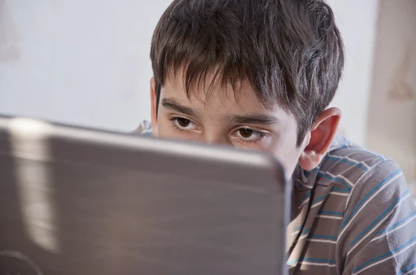 çocuk ve bilgisayar