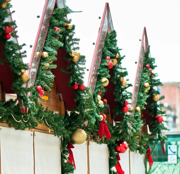 市場のクリスマスの装飾 ロイヤリティフリーのストック写真