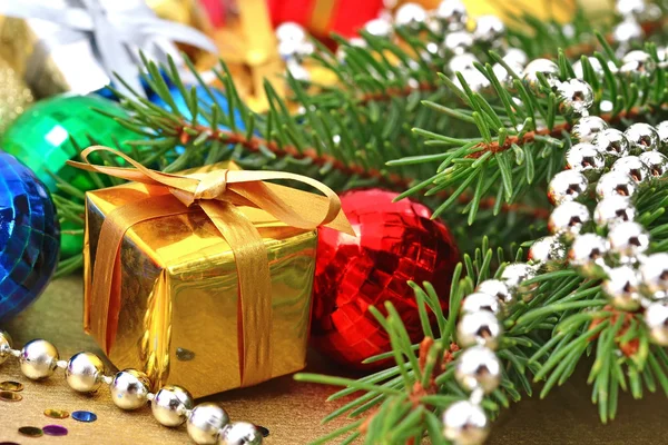 Decoraciones de Navidad varicolores — Foto de Stock