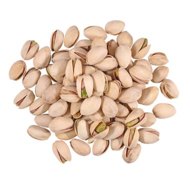 beyaz zemin üzerine Antep fıstığı yığını