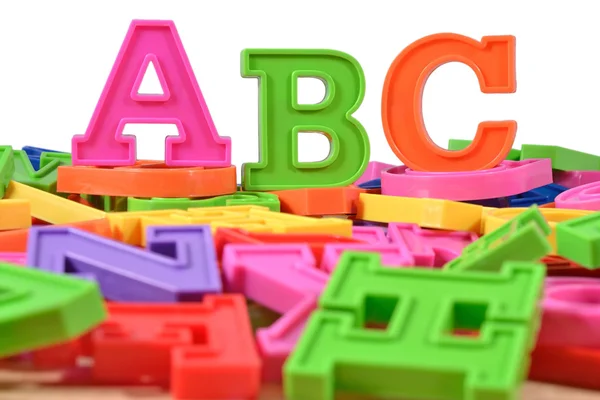 Lettere alfabetiche colorate in plastica ABC — Foto Stock