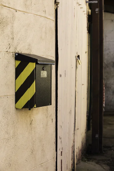 mektup chevron bir dış duvar ile