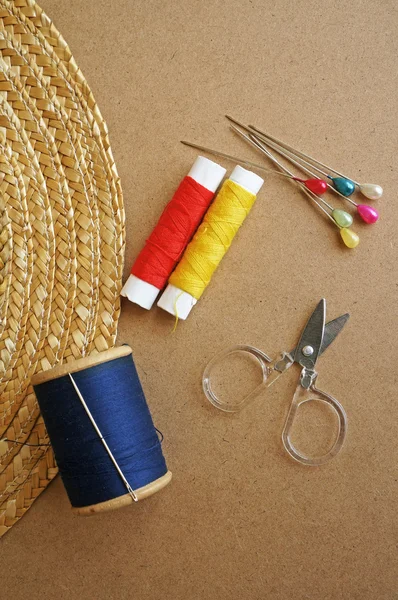 Sewing tools on wooden background — Stock Photo, Image